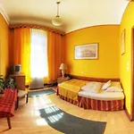 Hotel Omnibusz 3*