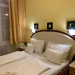 Omnibusz Hotel 3*