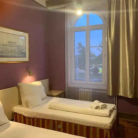 Omnibusz Hotel 3*