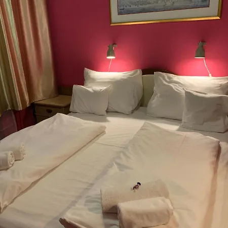 Omnibusz Hotel