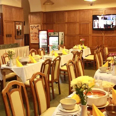 Hotel Omnibusz