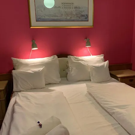 Omnibusz 3* Budapest