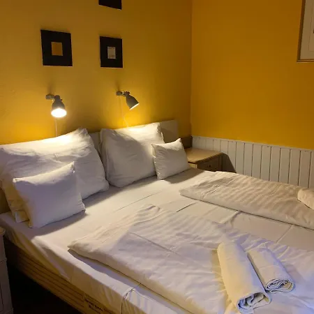 Omnibusz 3* Budapest