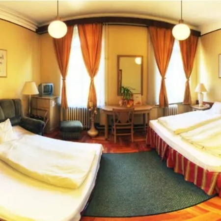 Omnibusz 3* Budapest